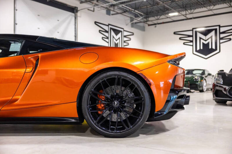 2023 McLaren GT