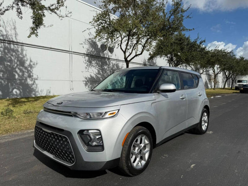 2022 Kia Soul for sale at Easy Car in Miami FL