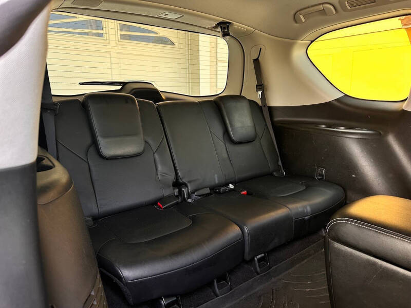2017 Infiniti QX80