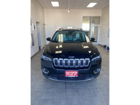 2021 Jeep Cherokee for sale at DAN PORTER MOTORS in Dickinson ND