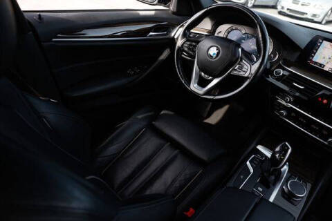 2019 BMW 5 Series 540i