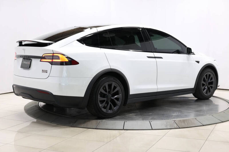 2022 Tesla Model X Plaid