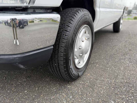 2012 Ford E-Series E-350 SD XLT