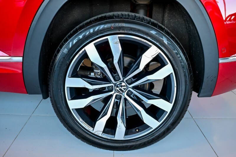 2022 Volkswagen Atlas Cross Sport V6 SEL Premium R-Line 4Motion