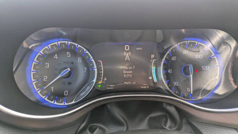 2017 Chrysler Pacifica Touring-L Plus