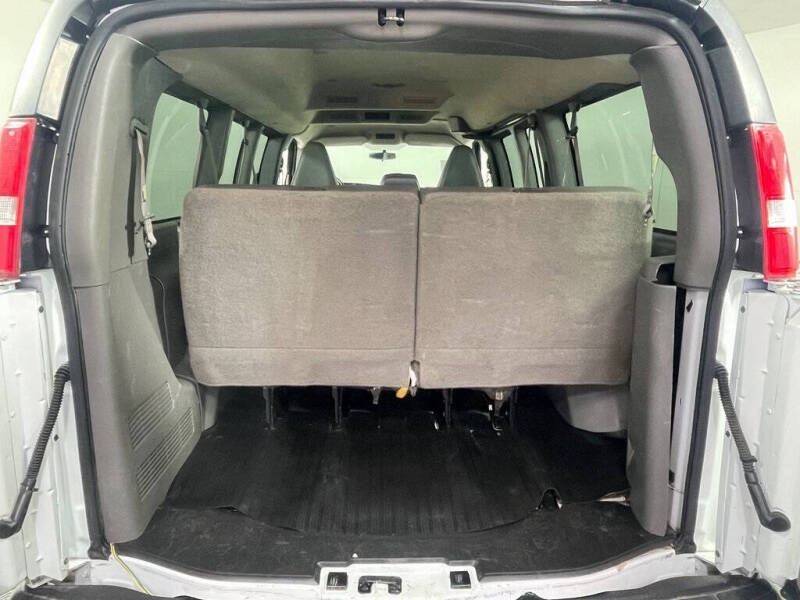 2016 Chevrolet Express LS 2500