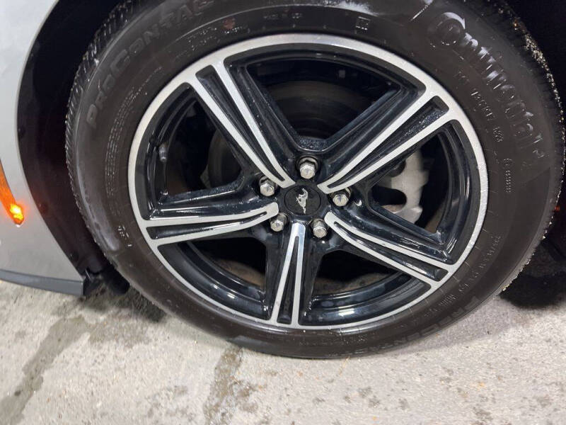 2024 Ford Mustang EcoBoost