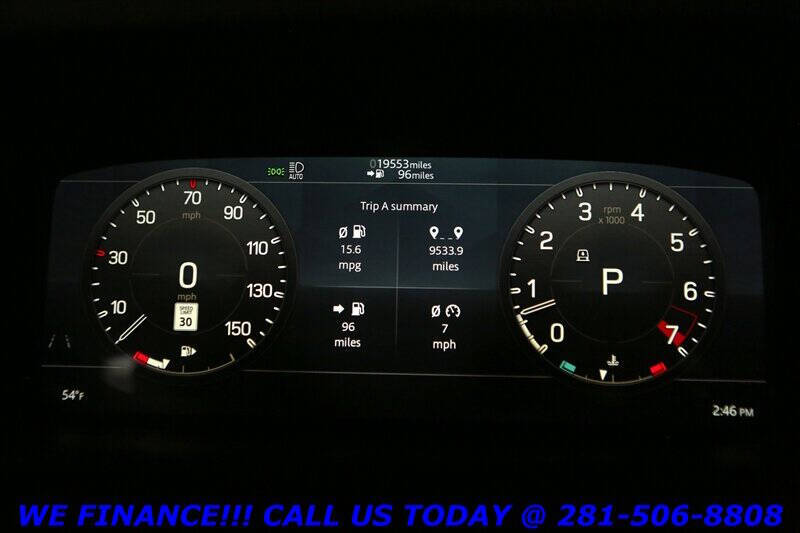 2022 Land Rover Defender 110 SE