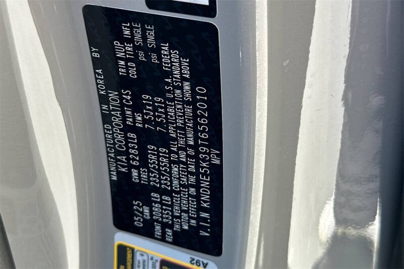 2026 Kia Carnival SX