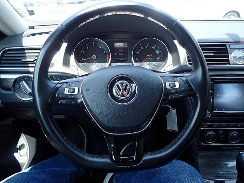 2016 Volkswagen Passat