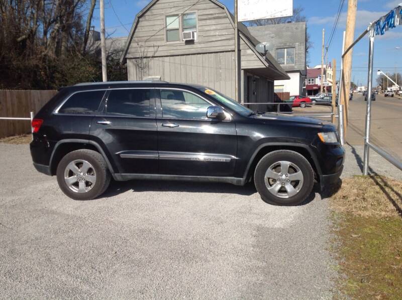 2011 Jeep Grand Cherokee for sale at GIB'S AUTO SALES in Tahlequah OK