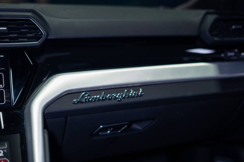 2020 Lamborghini Urus