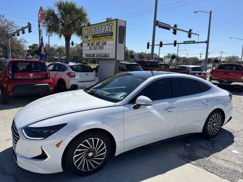 2022 Hyundai Sonata Hybrid for sale at MELBOURNE AUTOMOTIVE GROUP LLC in Melbourne FL
