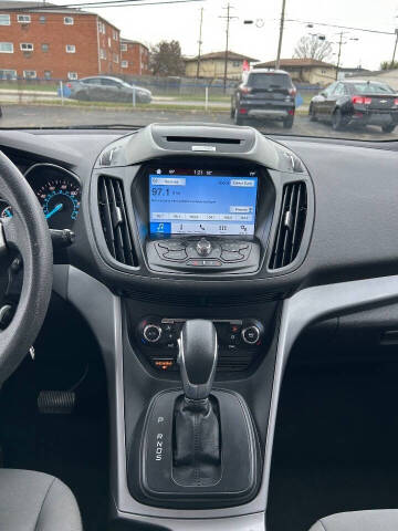 2016 Ford Escape SE