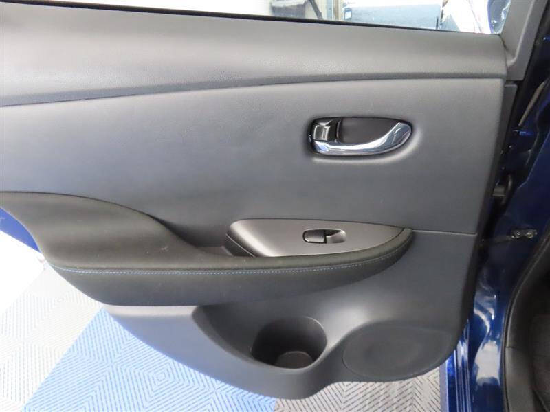 2023 Nissan LEAF S