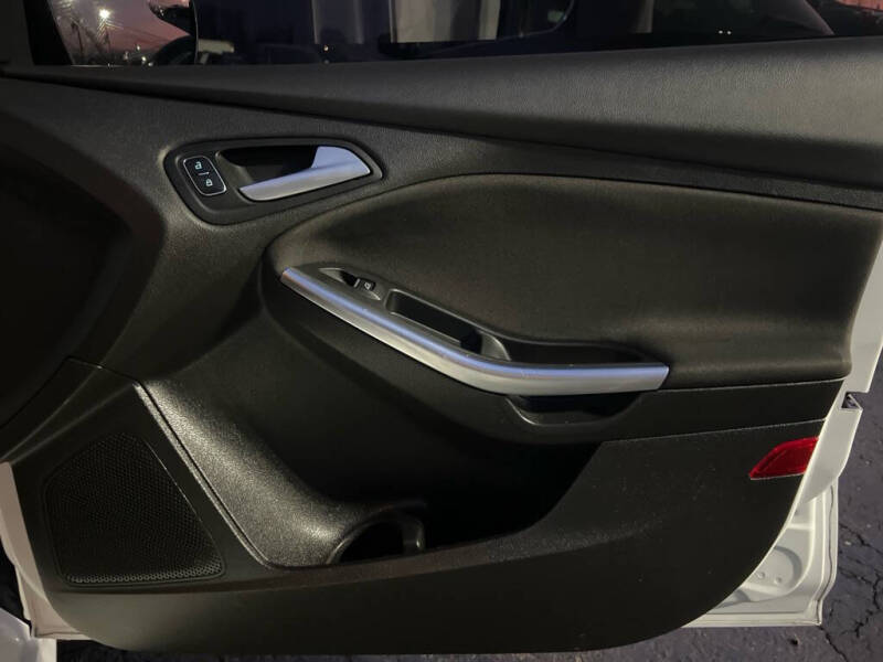 2017 Ford Focus ST