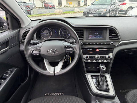 2020 Hyundai Elantra