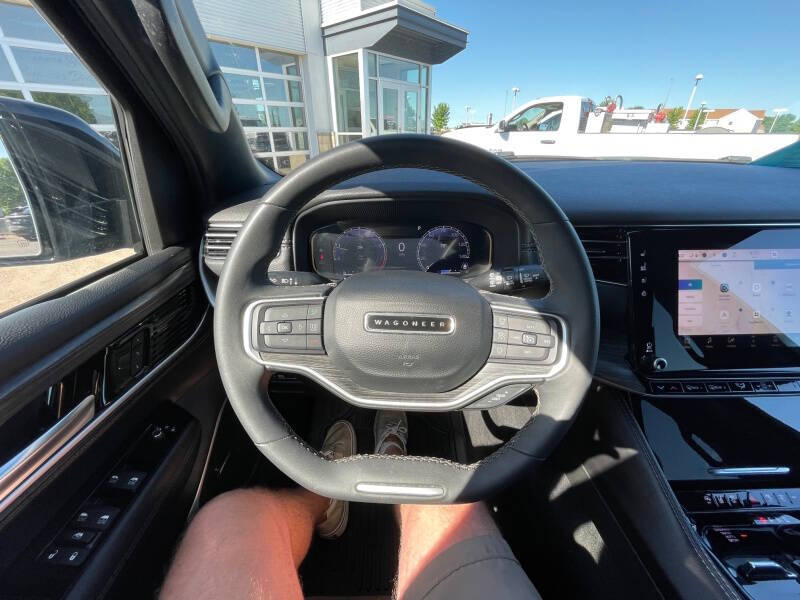 2023 Jeep Wagoneer L Series III