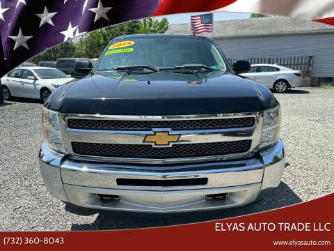 2013 Chevrolet Silverado 1500 for sale at ELYAS AUTO TRADE LLC in East Brunswick NJ