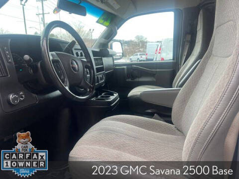 2023 GMC Savana 2500