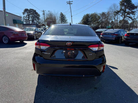 2022 Toyota Corolla LE