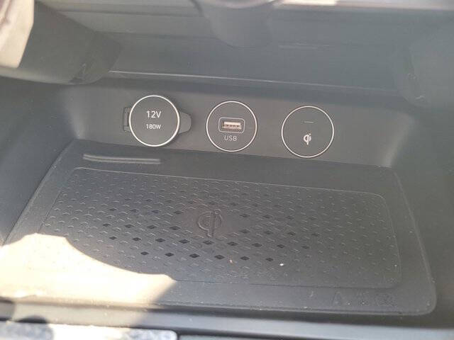2023 Genesis G70