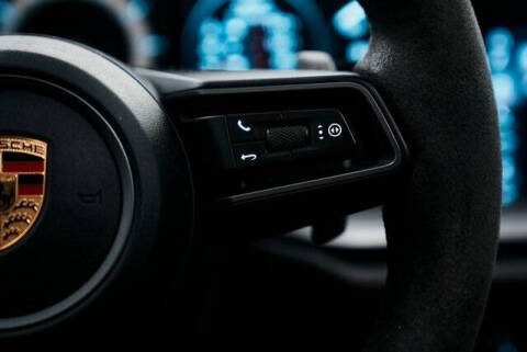 2020 Porsche 911 Carrera