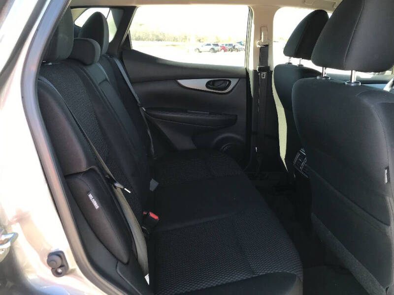 2022 Nissan Rogue Sport S