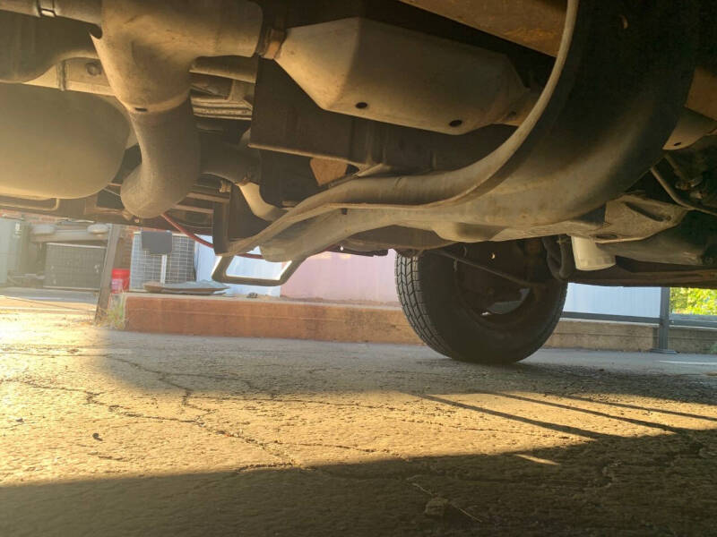 2005 Ford E-Series E-350 SD XLT