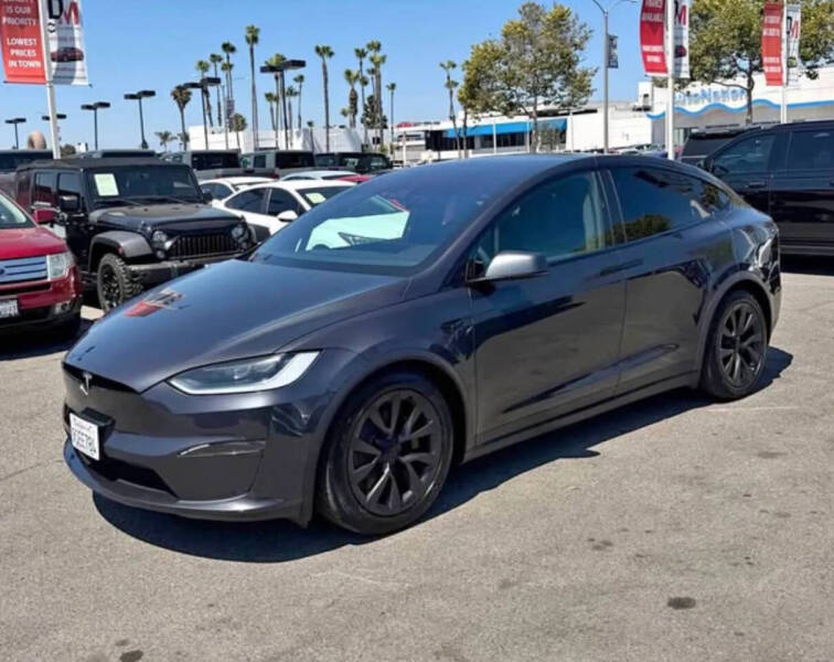 2025 Tesla Model X