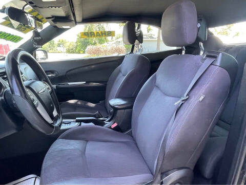 2012 Chrysler 200 Touring