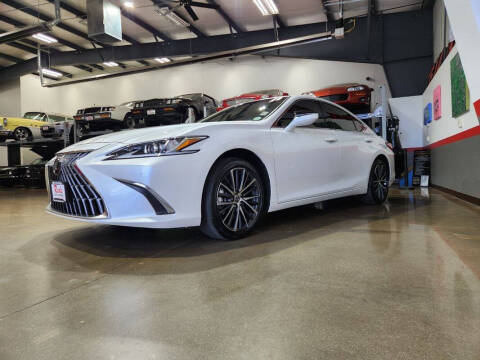 2023 Lexus ES 300h