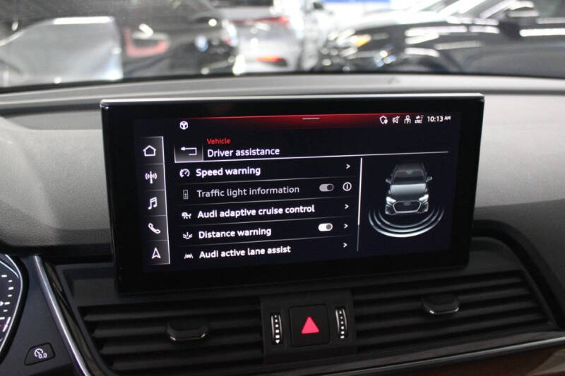 2023 Audi Q5 quattro Premium 40 TFSI