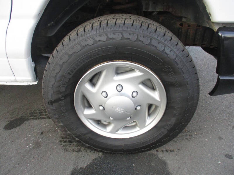 2013 Ford E-Series E-250