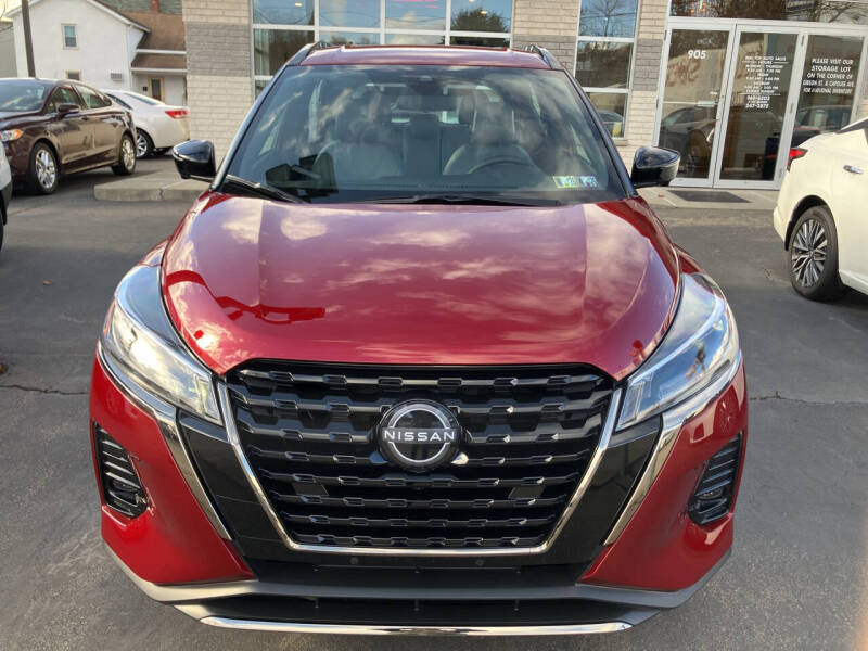 2024 Nissan Kicks SR