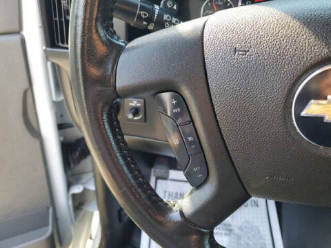 2023 Chevrolet Express 2500