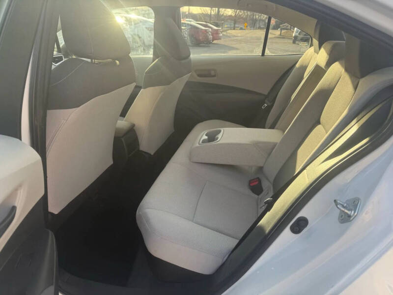 2022 Toyota Corolla Hybrid LE