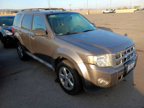 2010 Ford Escape for sale at Universal Auto in Bellflower CA