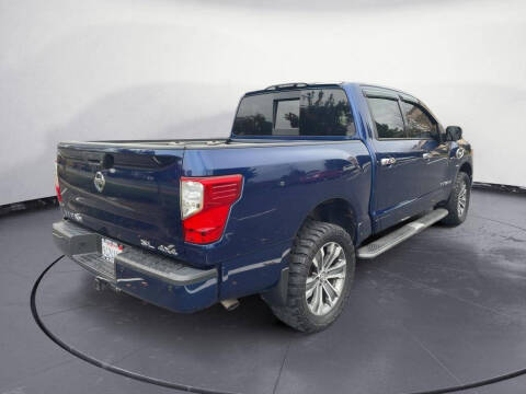 2017 Nissan Titan SL