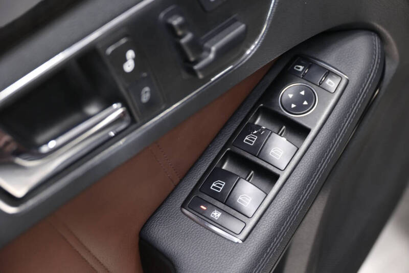 2011 Mercedes-Benz E-Class