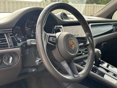 2023 Porsche Macan