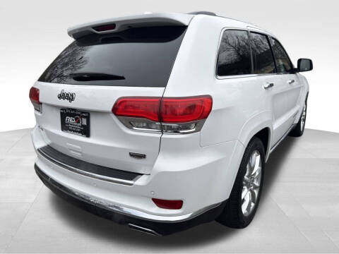 2016 Jeep Grand Cherokee Summit