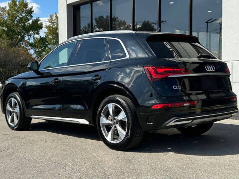 2023 Audi Q5 quattro Premium 40 TFSI