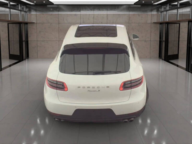2016 Porsche Macan S