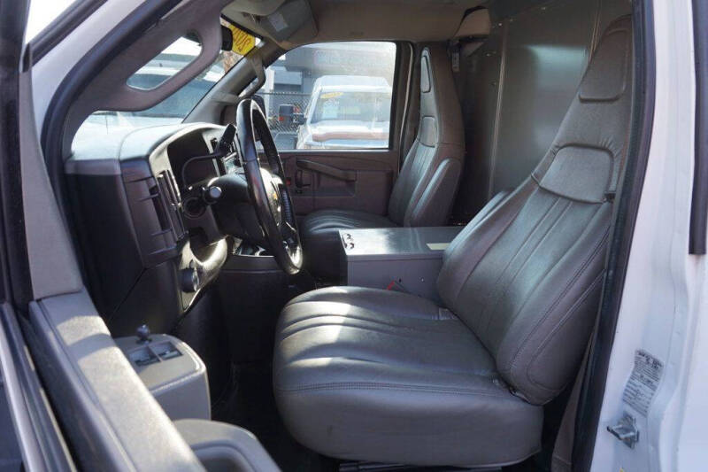 2020 Chevrolet Express 3500