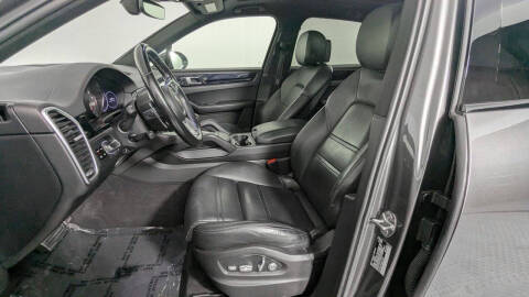 2019 Porsche Cayenne S