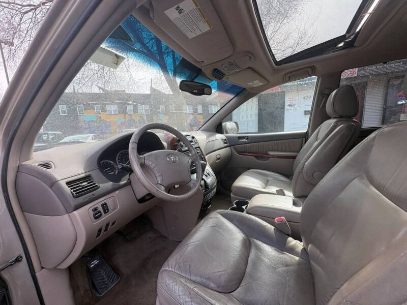 2005 Toyota Sienna