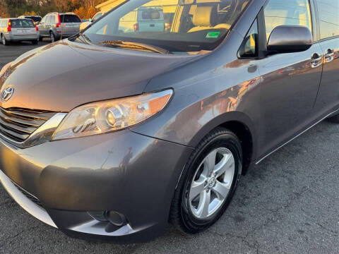 2013 Toyota Sienna