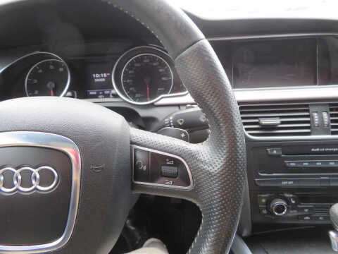 2009 Audi A5 quattro