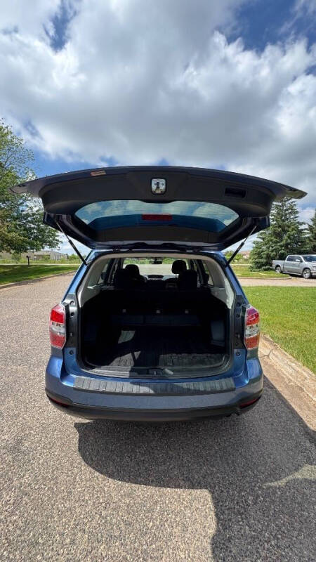 2016 Subaru Forester 2.5i